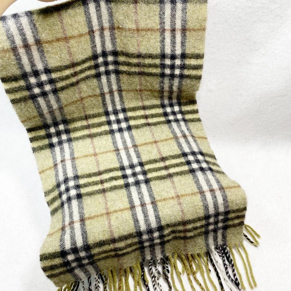 Antonio Ricci Couture Woolen Plaid Fringe Scarf - Picture 2 of 9